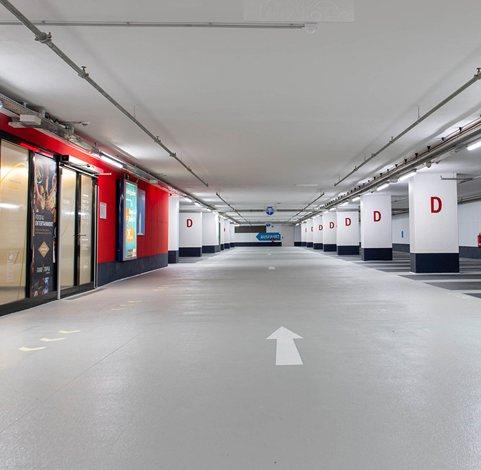 FAAG TECHNIK - Betonsanierung - Sanierung der Bodenplatte einer Tiefgarage mit Hochleistungsbeton