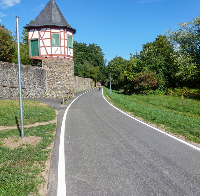 Erneuerung des Main-Radwegs in Hanau